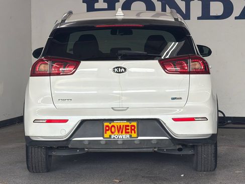 Used 2019 Kia Niro LX FWD image 4