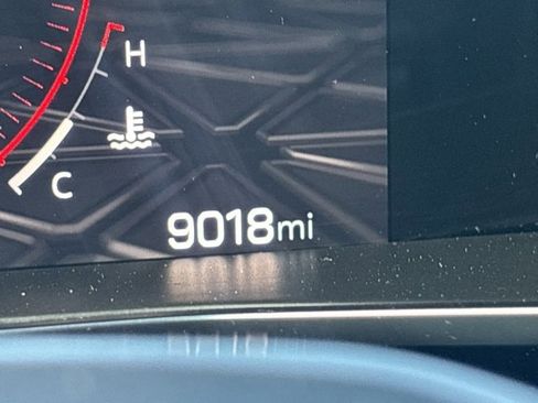 Used 2023 GMC Canyon AT4 w/ AT4 Premium Package image 22