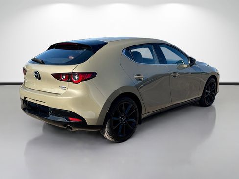 Used 2024 MAZDA MAZDA3 s image 3