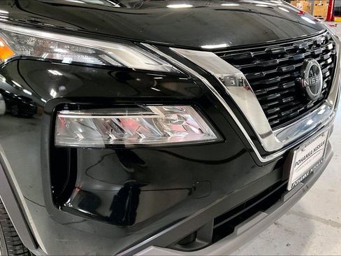 Certified 2023 Nissan Rogue SV image 30
