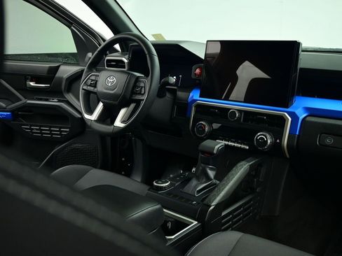 Used 2024 Toyota Tacoma TRD Sport image 27