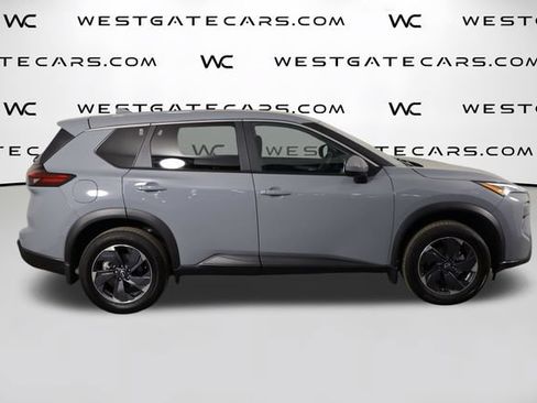 Used 2026 Nissan Rogue SV FWD image 47
