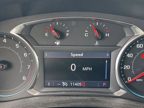 Used 2023 Chevrolet Traverse LT AWD/4WD image 29