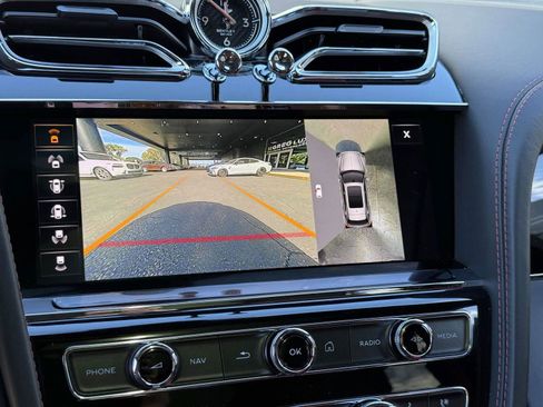 Used 2022 Bentley Bentayga Speed image 40
