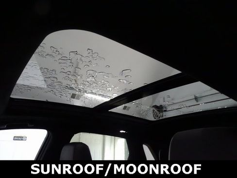 Used 2021 Cadillac XT5 Premium Luxury w/ LPO, Floor Liner Package image 11