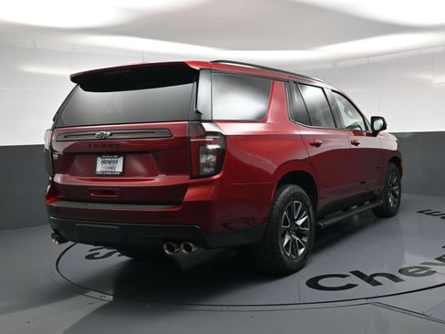 Used 2023 Chevrolet Tahoe Z71 w/ Z71 Off-Road Package AWD/4WD image 9
