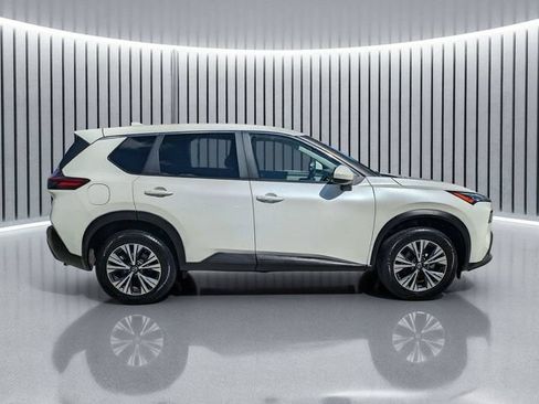 Used 2023 Nissan Rogue SV AWD/4WD image 3