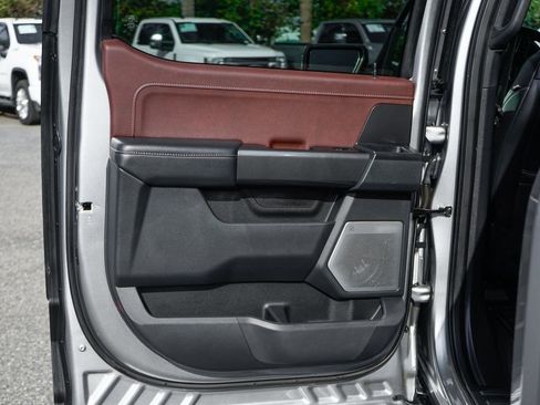 Used 2023 Ford F150 Lariat w/ Equipment Group 502A High image 40