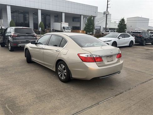 Used 2013 Honda Accord LX image 5