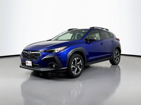 Used 2024 Subaru Crosstrek 2.0i Premium AWD/4WD image 3