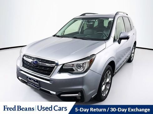 Used 2017 Subaru Forester 2.5i Touring image 3