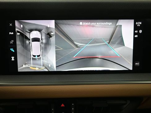 Certified 2025 Porsche Cayenne E-Hybrid w/ Premium Package Plus AWD/4WD image 22