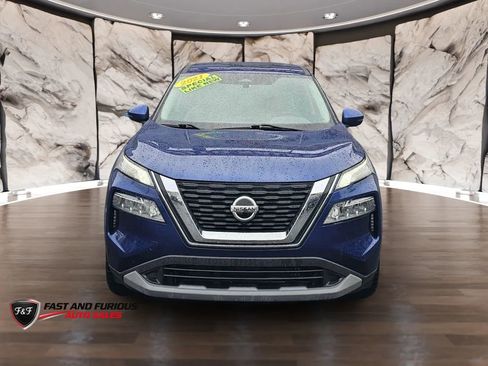 Used 2021 Nissan Rogue SV AWD/4WD image 2