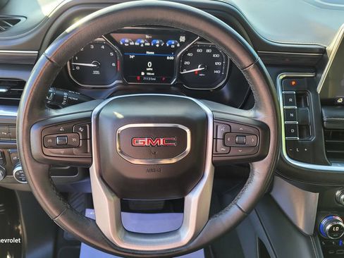 Used 2021 GMC Yukon XL SLT AWD/4WD image 20