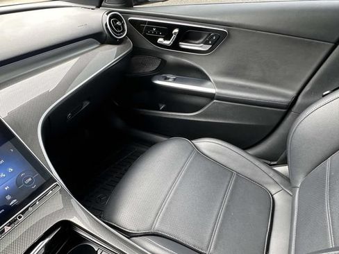 Used 2022 Mercedes-Benz C 300 4MATIC Sedan image 39