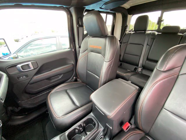 Used 2022 Jeep Gladiator Mojave w/ Cold Weather Group AWD/4WD image 16