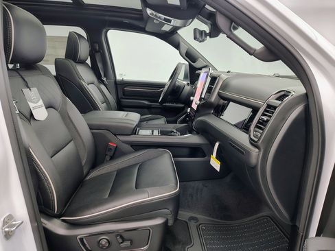 New 2026 RAM 1500 Limited image 30