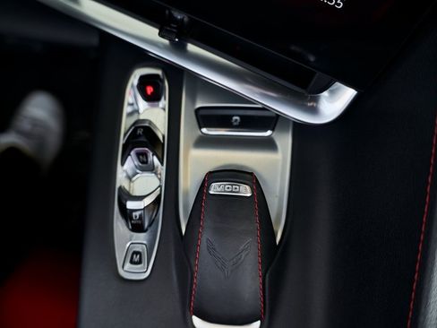 Used 2022 Chevrolet Corvette Stingray Convertible w/ 1LT image 38