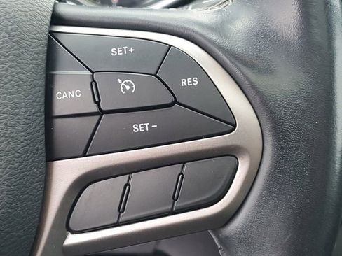 Used 2021 Jeep Cherokee Latitude Lux 80th Anniv w/ Quick Order Package 26U 80TH AWD/4WD image 12