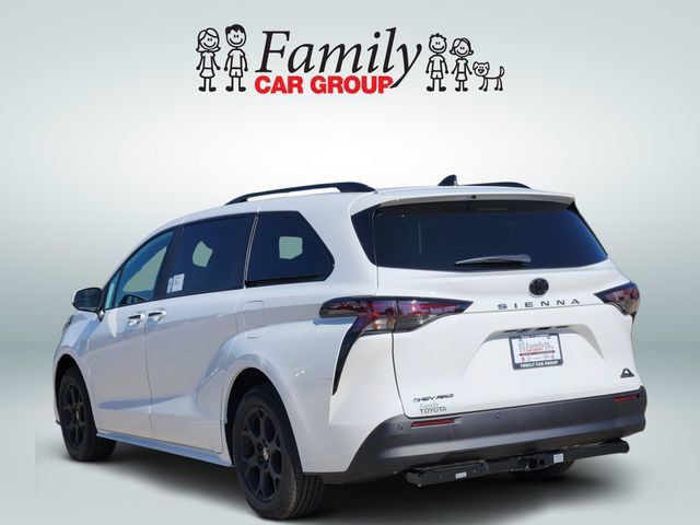 New 2026 Toyota Sienna XLE Woodland Edition AWD/4WD image 3