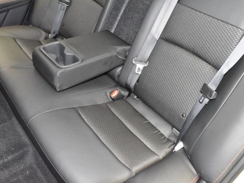 Used 2025 Nissan Altima 2.5 SR FWD image 35