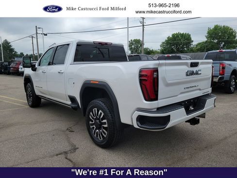 Used 2024 GMC Sierra 2500 Denali Ultimate AWD/4WD image 3