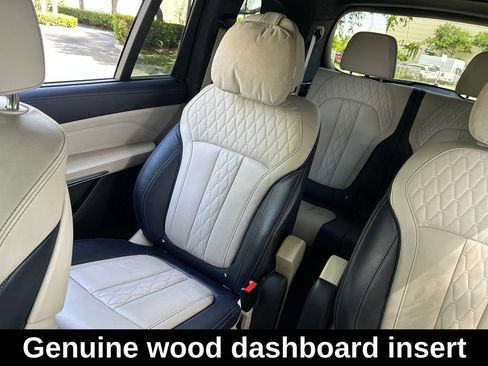 Used 2021 BMW X7 M50i AWD/4WD image 14