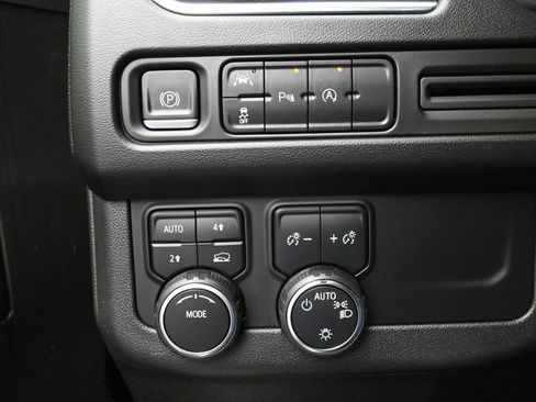 Used 2023 Chevrolet Tahoe LT image 19