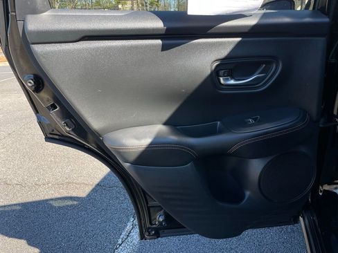 Certified 2025 Honda HR-V Sport image 36