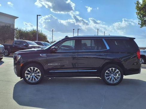 Used 2021 GMC Yukon Denali w/ Denali Premium Package RWD image 27