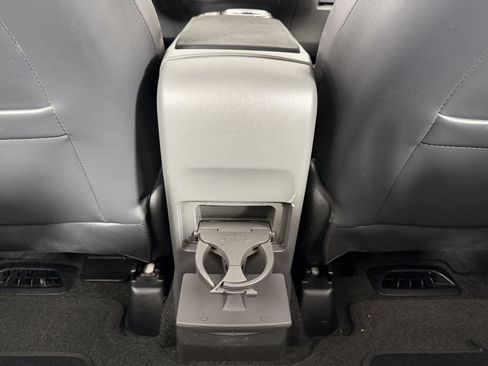 Used 2012 Toyota Prius V Five FWD image 43