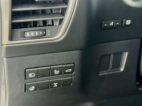 Used 2018 Lexus NX 300 AWD w/ Premium Package image 14