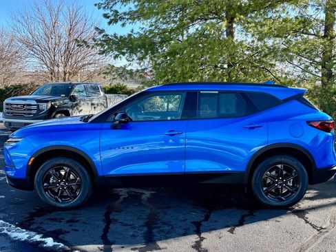 Used 2024 Chevrolet Blazer LT w/ Convenience Package image 4