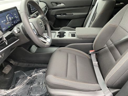 New 2026 Honda Prologue EX image 13