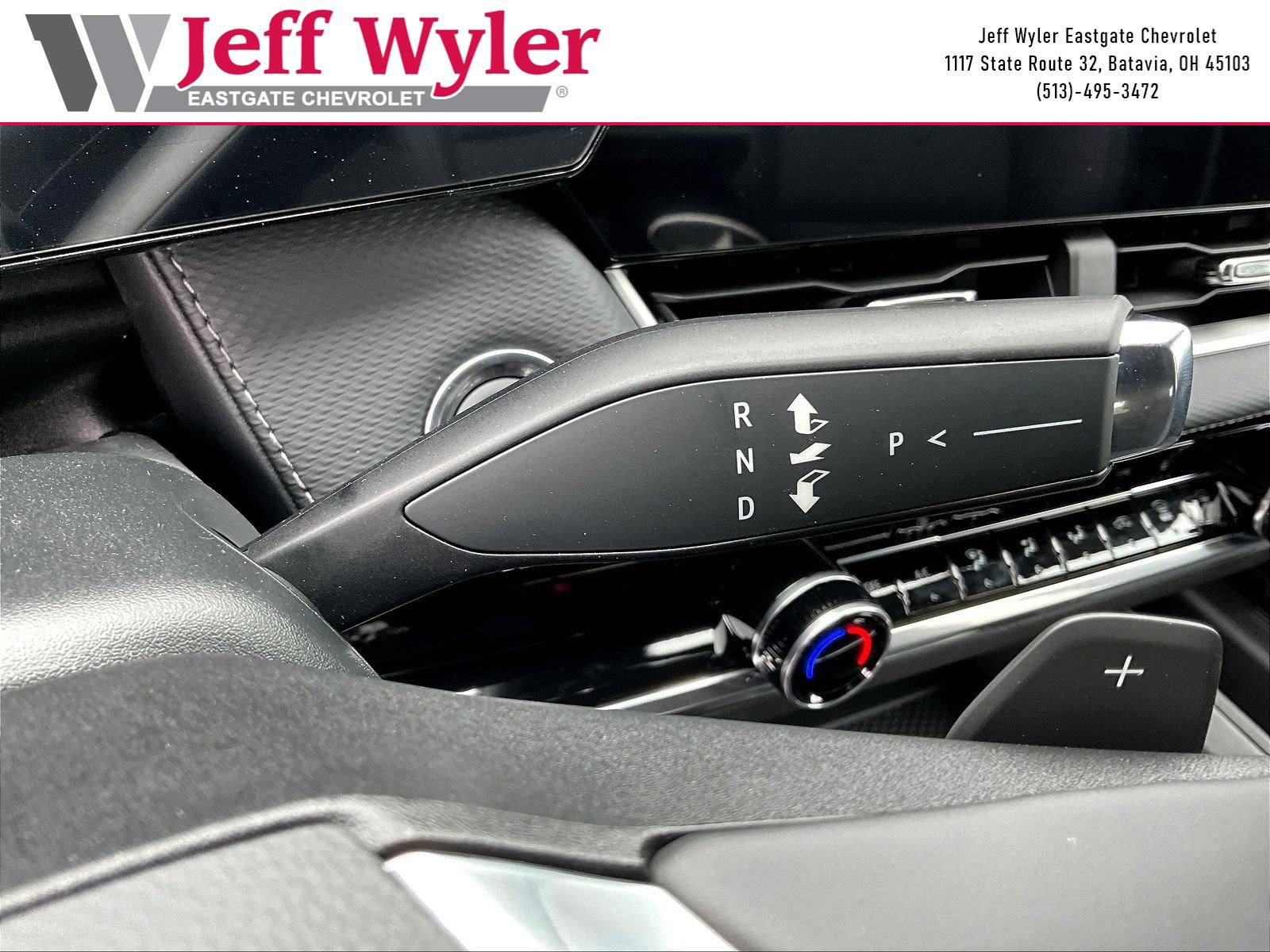 New 2027 Chevrolet Equinox LT w/ Convenience Package II FWD image 12