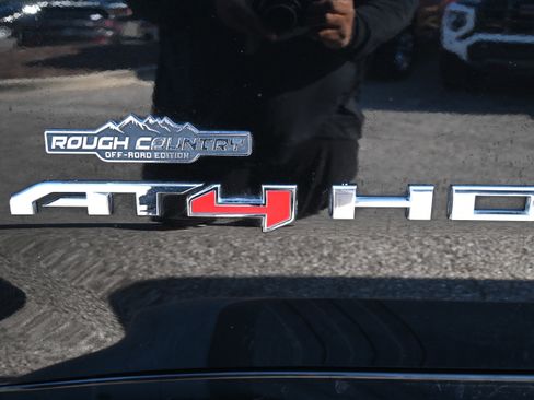 Used 2023 GMC Sierra 2500 AT4 w/ Gooseneck/5TH Wheel Package image 37