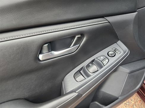 Used 2024 Nissan Sentra SV w/ All-Weather Package image 11