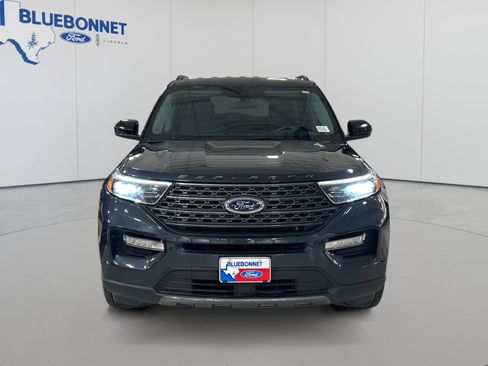 Certified 2023 Ford Explorer XLT w/ Equipment Group 202A RWD image 2