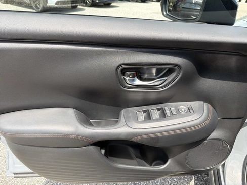 Used 2025 Honda HR-V Sport image 7