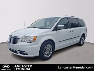 Used 2016 Chrysler Town & Country Touring-L FWD video 1