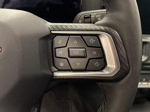 Used 2024 Ford Mustang Convertible image 17