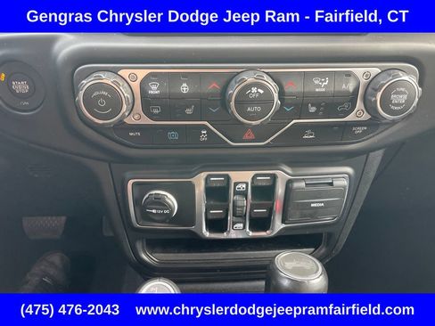 Used 2023 Jeep Wrangler Unlimited Sahara w/ Cold Weather Group AWD/4WD image 52