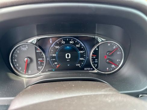 Used 2018 GMC Acadia Denali w/ Technology Package AWD/4WD image 2