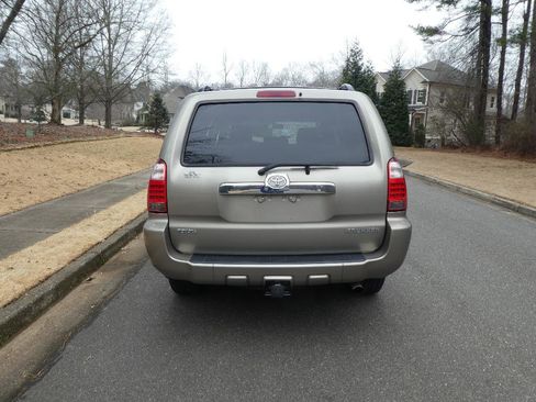 Used 2009 Toyota 4Runner SR5 image 20