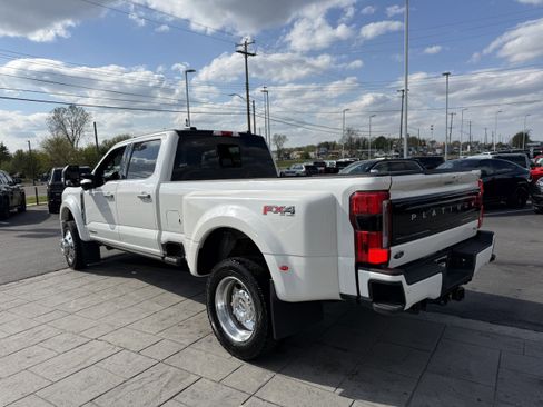 Used 2025 Ford F450 Platinum w/ FX4 Off-Road Package AWD/4WD image 5