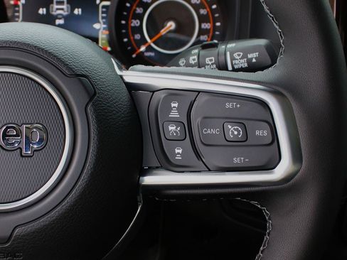 New 2026 Jeep Wrangler Unlimited Sahara w/ Technology Group image 22