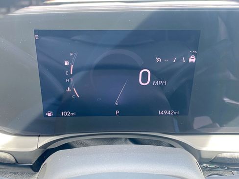 Used 2025 Buick Envista Sport Touring image 40