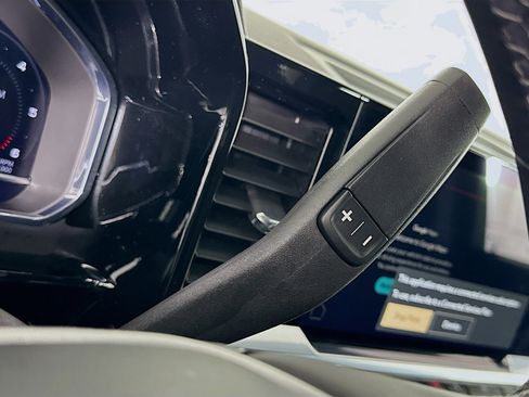 Used 2024 GMC Sierra 1500 Elevation image 24