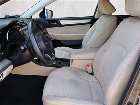 Used 2019 Subaru Outback 2.5i Premium AWD/4WD image 22