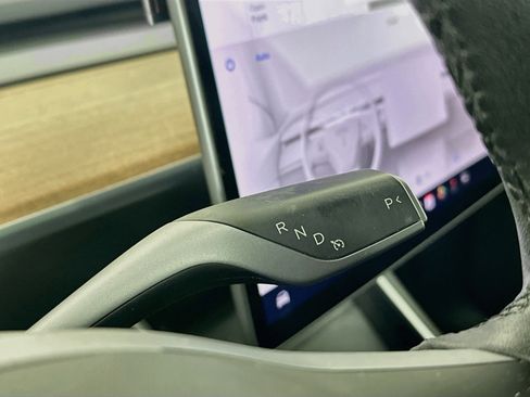 Used 2020 Tesla Model Y Performance AWD/4WD image 24